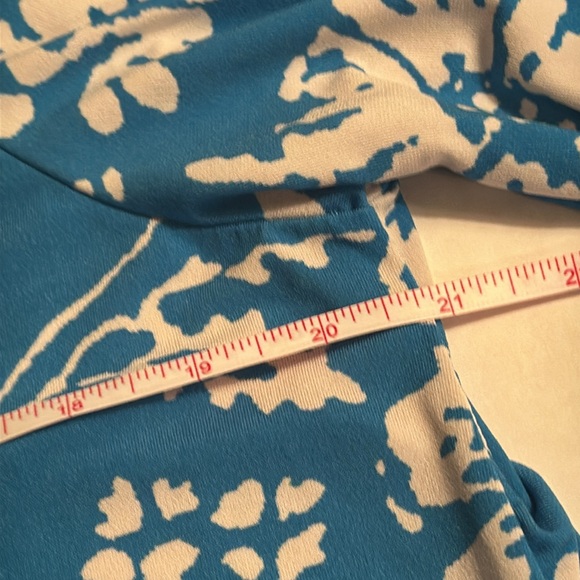 Mountain Mamas Dress from Utah size XXL stretchy material 💙💙 - Picture 8 of 10